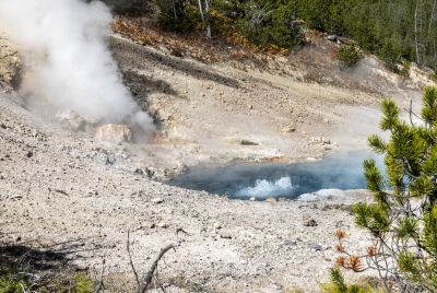 Fountain Painted Pots Yellowstone 2024